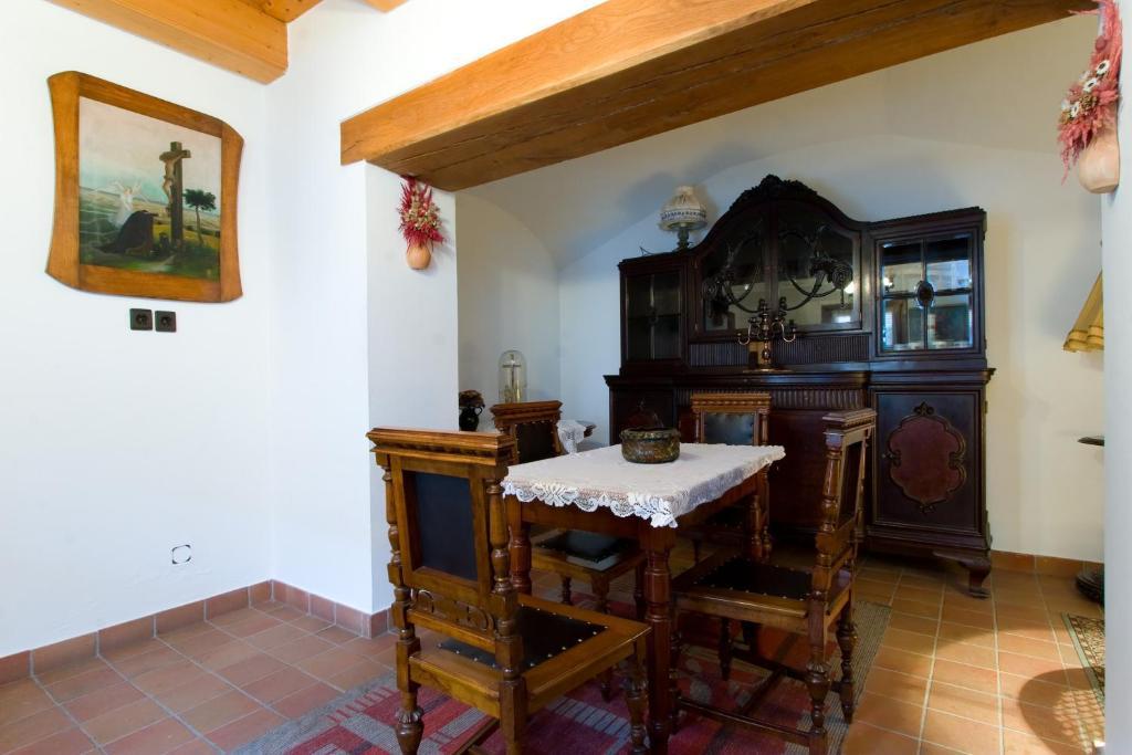 Fogado Az Oereg Preshez Mór Exterior foto